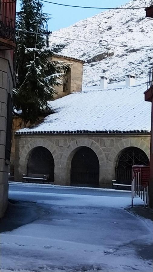 Casa Rural La Cancha I Navalacruz Eksteriør billede